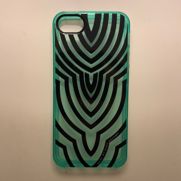 Marc Jacobs iPhone Case - Picture 3 of 5